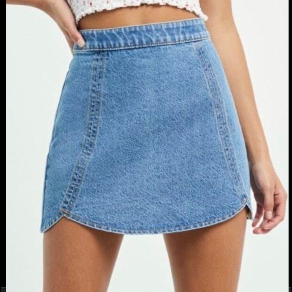PacSun tulip mini denim skirt